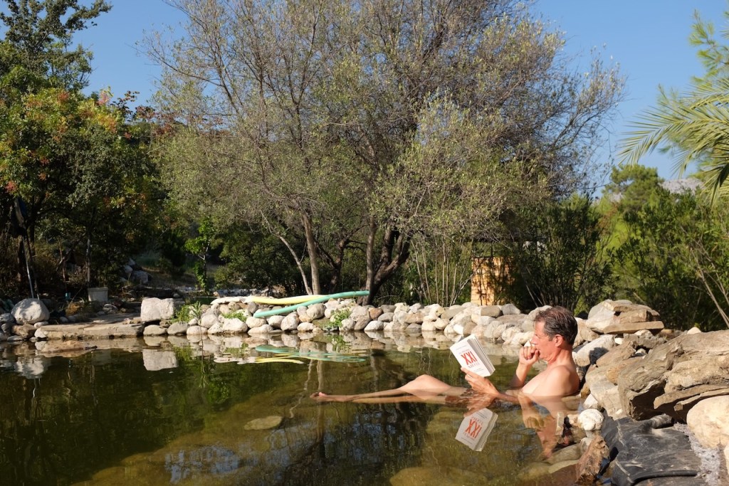 Holidays versus Holiday&nbsp;Homes